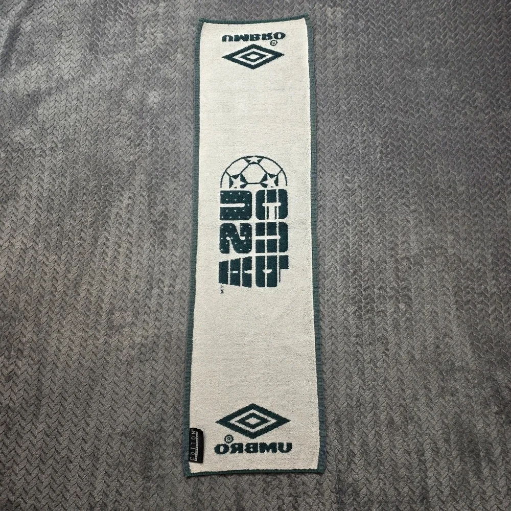 Vintage Umbro USA Cup Soccer Towel Green White Double Sided Cotton 35 x 9.5
